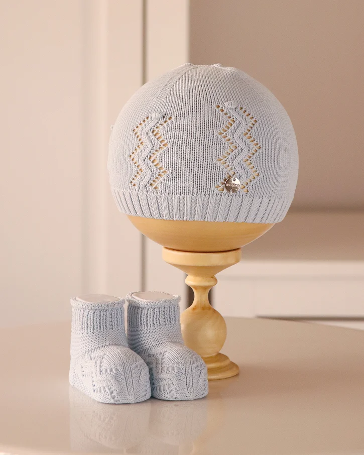 Blue Breeze Hat & Booties Set