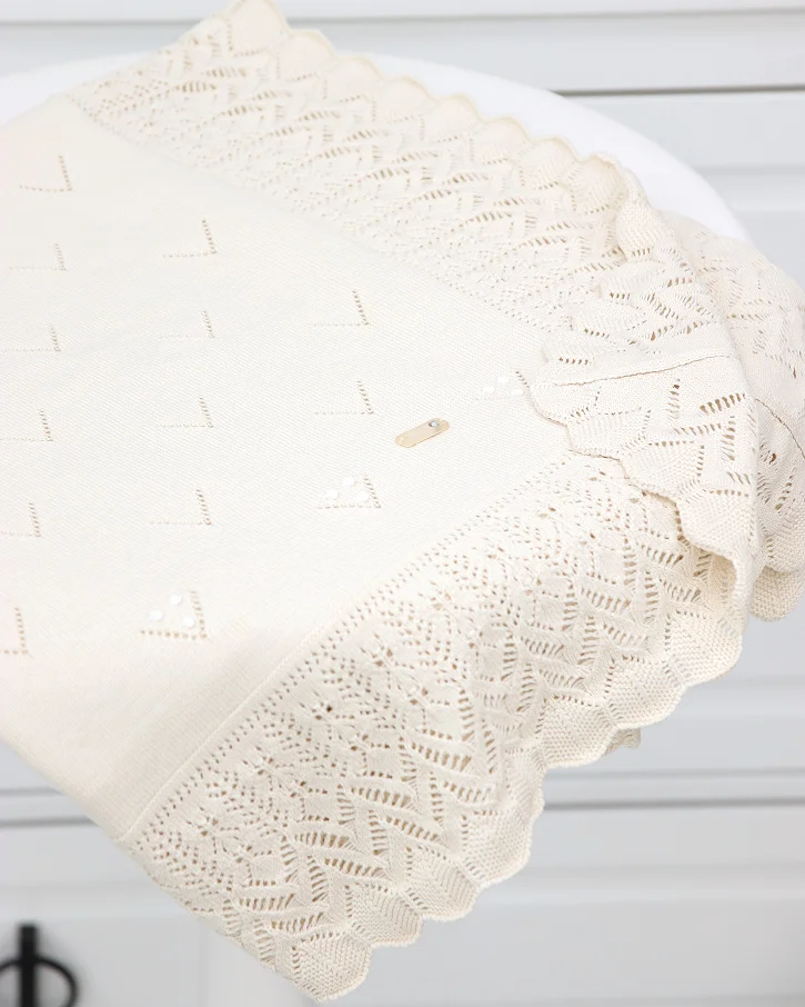 Ivory Heart Lace Knit Blanket