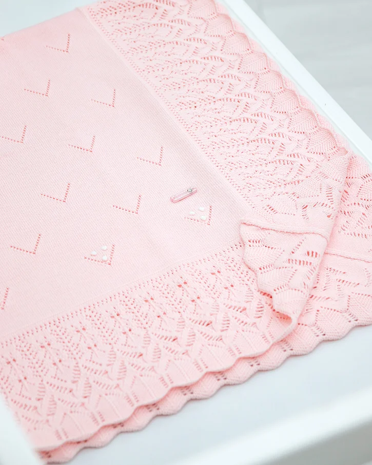 Peony Lace Knit Blanket